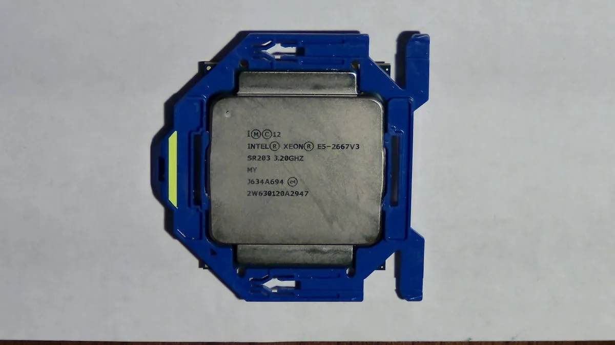 Intel Xeon E5-2667 v3 Processor — photo of our stock