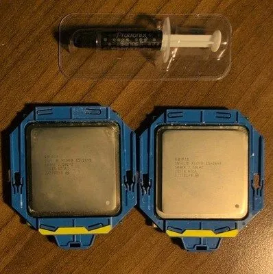 Intel Xeon Processor E5-2640 Processor — photo of our stock